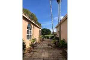 16658 La Mesa Dr, Delray Beach, FL 33484, Sold 03/04/22