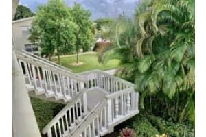 58 Dorchester Way, West Palm Beach, FL 33417, Sold 03/18/22