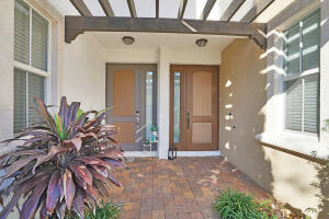 2016 Foxtail View Ct, Royal Palm Beach, FL 33411, Sold 02/11/22