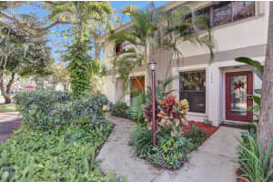 3082 S Oakland Forest Dr, Oakland Park, FL 33309, Sold 01/20/22