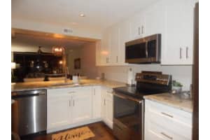 327 E Royal Palm Rd, Boca Raton, FL 33432, Sold 02/18/22