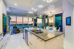 2 Water Club Way, North Palm Beach, FL 33408, Sold 02/28/22
