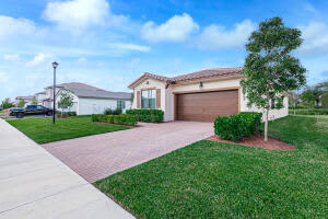 3263 Dunning Dr, Royal Palm Beach, FL 33411, Sold 03/08/22
