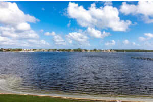8200 Lakeshore Dr, Hypoluxo, FL 33462, Sold 02/15/22