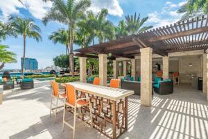 550 Okeechobee Blvd, West Palm Beach, FL 33401, Sold 01/14/22