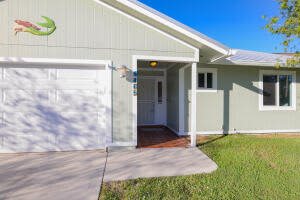 4165 SE Peppertree St, Stuart, FL 34997, Sold 01/26/22