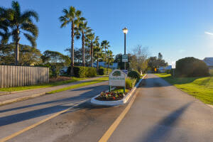 4165 SE Peppertree St, Stuart, FL 34997, Sold 01/26/22