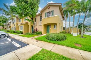 1940 SW 60th Ave, North Lauderdale, FL 33068, Sold 02/10/22