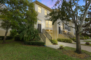 1620 42nd Square APT 101, Vero Beach, FL 32960, Sold 02/21/22