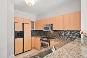 806 E Windward Way, Lake Worth, FL 33462, Sold 02/18/22