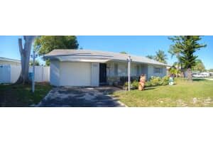511 NW 7th Ct, Boynton Beach, FL 33426, Sold 06/17/22
