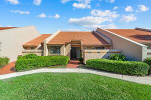 3303 SE La Prado Ct, Port St. Lucie, FL 34952, Sold 01/26/22