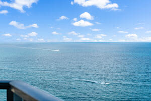 5200 N Ocean Dr, Riviera Beach, FL 33404, Sold 02/07/22