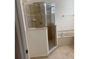 2115 NE 6th St, Homestead, FL 33033, Sold 02/17/22