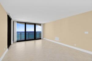 3000 N Ocean Dr, Riviera Beach, FL 33404, Sold 05/19/22