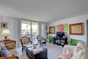 2860 S Ocean Blvd APT 104, Palm Beach, FL 33480, Sold 02/11/22