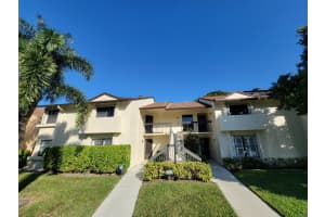 3301 Perimeter Dr, Greenacres, FL 33467, Sold 03/04/22