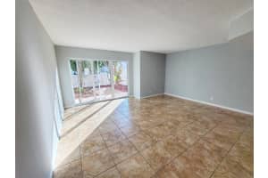 213 Foxtail Dr, Greenacres, FL 33415, Sold 01/28/22