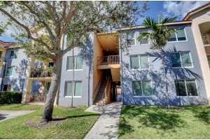 1112 Villa Cir, Delray Beach, FL 33483, Sold 02/28/22