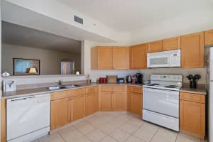 11035 Legacy Blvd, Palm Beach Gardens, FL 33410, Sold 03/16/22