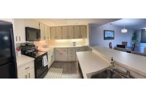 669 NE Plantation Rd, Stuart, FL 34996, Sold 01/29/22