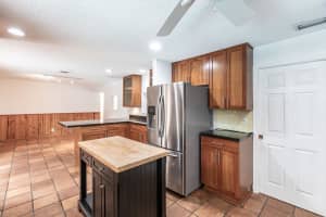 1041 Coral Dr, Boynton Beach, FL 33426, Sold 03/01/22