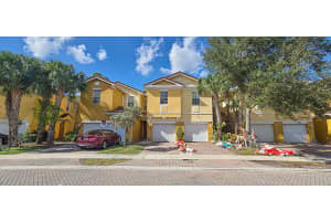 985 Pipers Cay Dr, West Palm Beach, FL 33415, Sold 03/18/22