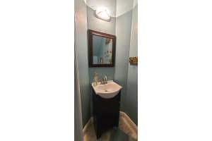 985 Pipers Cay Dr, West Palm Beach, FL 33415, Sold 03/18/22