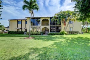 308 Pine Ridge Cir, Greenacres, FL 33463, Sold 02/22/22