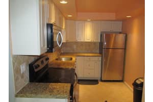 1428 SE 4th Ave, Deerfield Beach, FL 33441, Sold 02/15/22