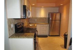 1428 SE 4th Ave, Deerfield Beach, FL 33441, Sold 02/15/22