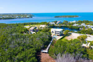 205 Stirrup Key Blvd, Marathon, FL 33050, Sold 03/01/22