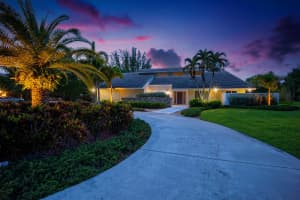 8566 N Native Dancer Rd, Palm Beach Gardens, FL 33418, Sold 04/11/22