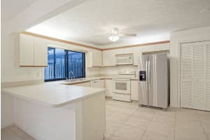 1100 Raintree Ln, Palm Beach Gardens, FL 33410, Sold 02/08/22