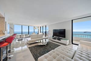 5540 N Ocean Dr, Riviera Beach, FL 33404, Sold 05/02/22