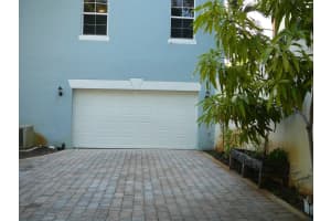 1119 Florida Ave, West Palm Beach, FL 33401, Sold 01/28/22