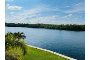 4744 S Ocean Blvd, Highland Beach, FL 33487, Sold 02/25/22