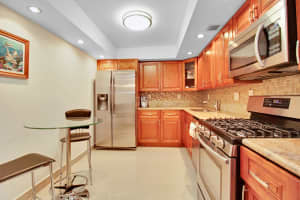 2030 S Ocean Dr, Hallandale Beach, FL 33009, Sold 03/07/22