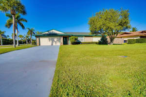 2002 Coconut Dr, Fort Pierce, FL 34949, Sold 02/18/22