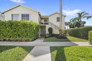 127 Waterside Dr, Hypoluxo, FL 33462, Sold 02/12/22