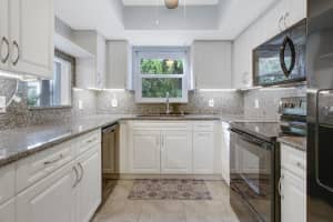 2950 SE Ocean Blvd, Stuart, FL 34996, Sold 02/11/22