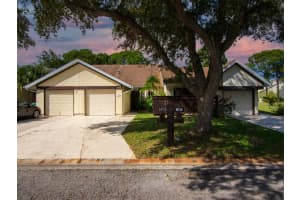 1453 SE Rivergreen Cir, Port St. Lucie, FL 34952, Sold 02/10/22