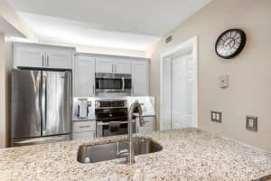 13771 Oneida Dr Apt G2, Delray Beach, FL 33446, Sold 03/11/22