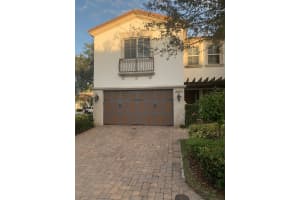 2001 Foxtail View Ct, Royal Palm Beach, FL 33411, Sold 03/21/22