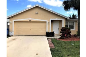 1003 Park Hill Dr, Haverhill, FL 33417, Sold 02/25/22