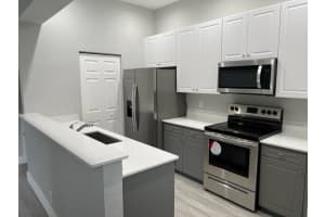 2407 NW 7th St, Boynton Beach, FL 33426, Sold 03/14/22