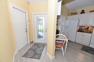 10631 SE Rosemarie Ct, Hobe Sound, FL 33455, Sold 01/27/22