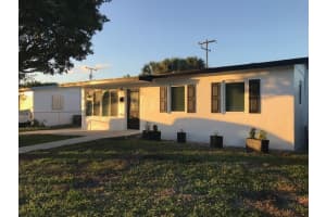 1353 9th St, West Palm Beach, FL 33401, Sold 03/21/22