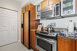 625 Casa Loma Blvd, Boynton Beach, FL 33435, Sold 02/18/22