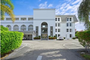 800 E Camino Real, Boca Raton, FL 33432, Sold 03/01/22